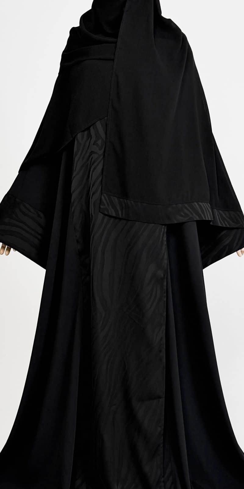 Alternative view of Abaya SIYAH