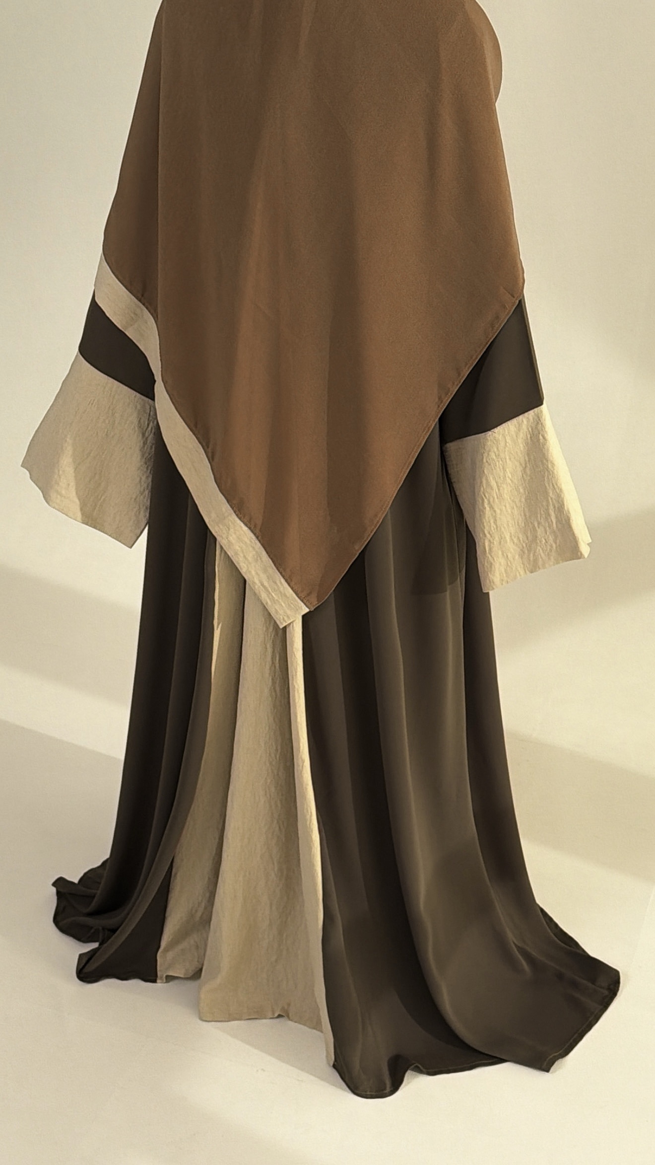 Abaya AYNAA olive Brown – Image 9